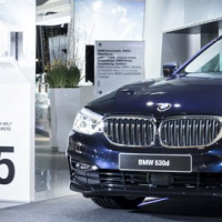 BMW 5系轿车 BMW Welt上的互动车辆展览和BMW新电影
