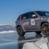 吉普大切诺基Trackhawk在冰上创造了SUV速度记录