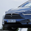 特斯拉Model X是一款全轮驱动的电动汽车