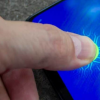 显示器中的指纹传感器已经与OLED显示器相关联