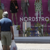 数据显示Nordstrom销售额暴跌53％