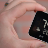 Eve Weather 可以捕获温度湿度和气压并将其全部显示在前置 LCD 上