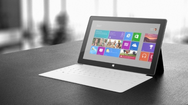 配Skylake处理器 10月发Surface Pro 4